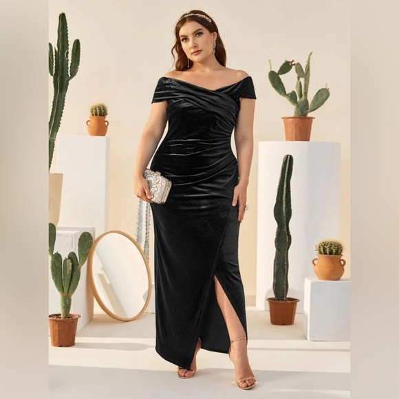 Velvet Evening Dress - Picture 1 of 5